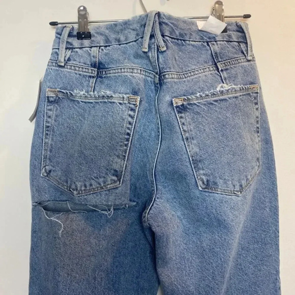 NWT Good American Slim Straight Leg Jeans High Rise Ripped Medium Wash 2/26 - Picture 7 of 8
